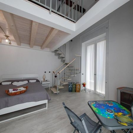 نابولي Bed And Breakfast I 7 Venti- 7 Winds المظهر الخارجي الصورة